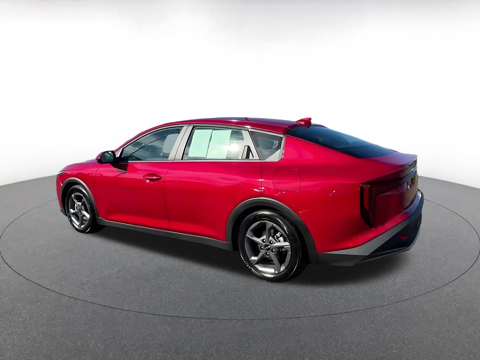 Used 2026 Kia K4 FWD image 8