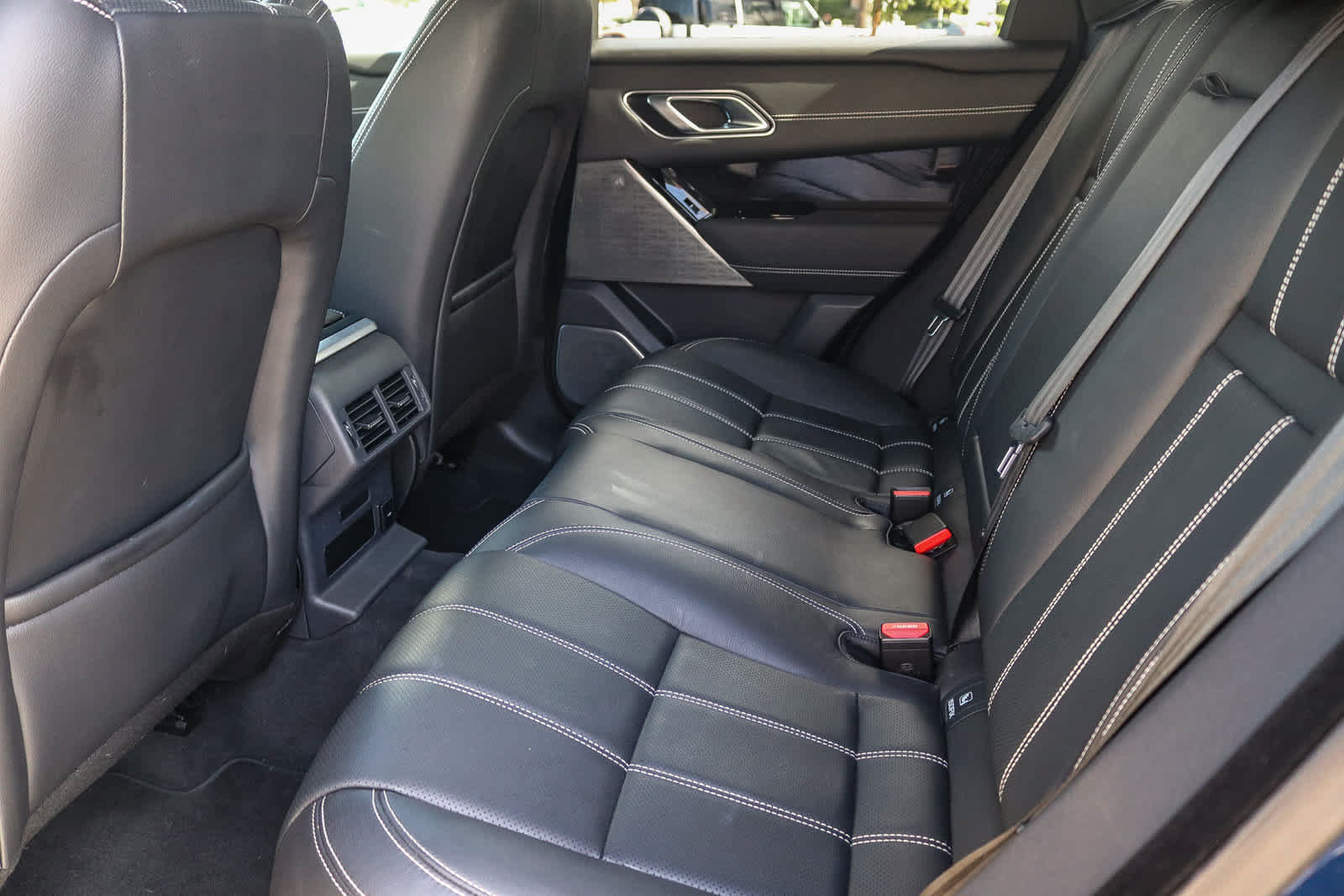 Certified 2023 Land Rover Range Rover Velar HST AWD/4WD image 16