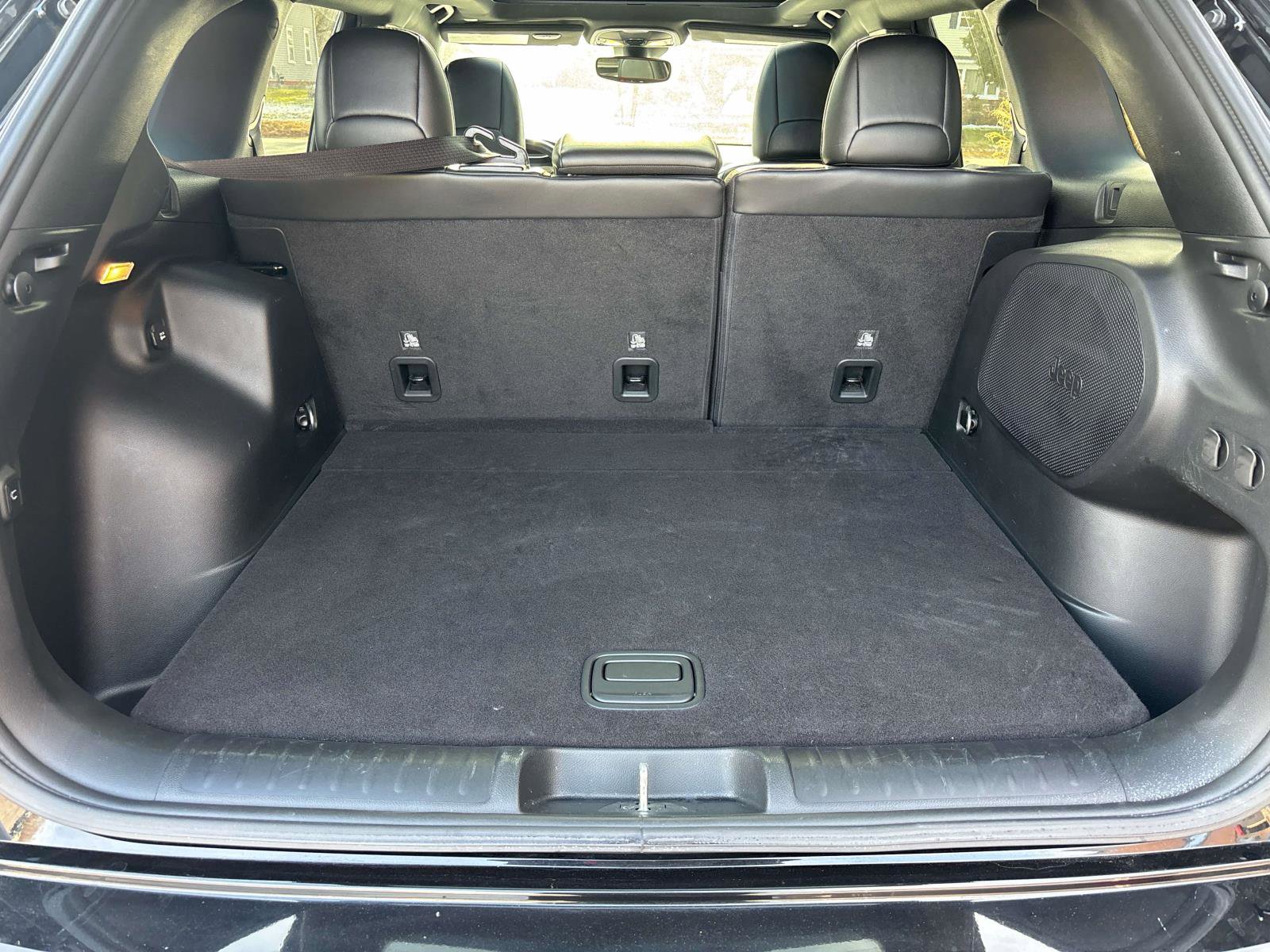 Used 2020 Jeep Cherokee High Altitude image 5