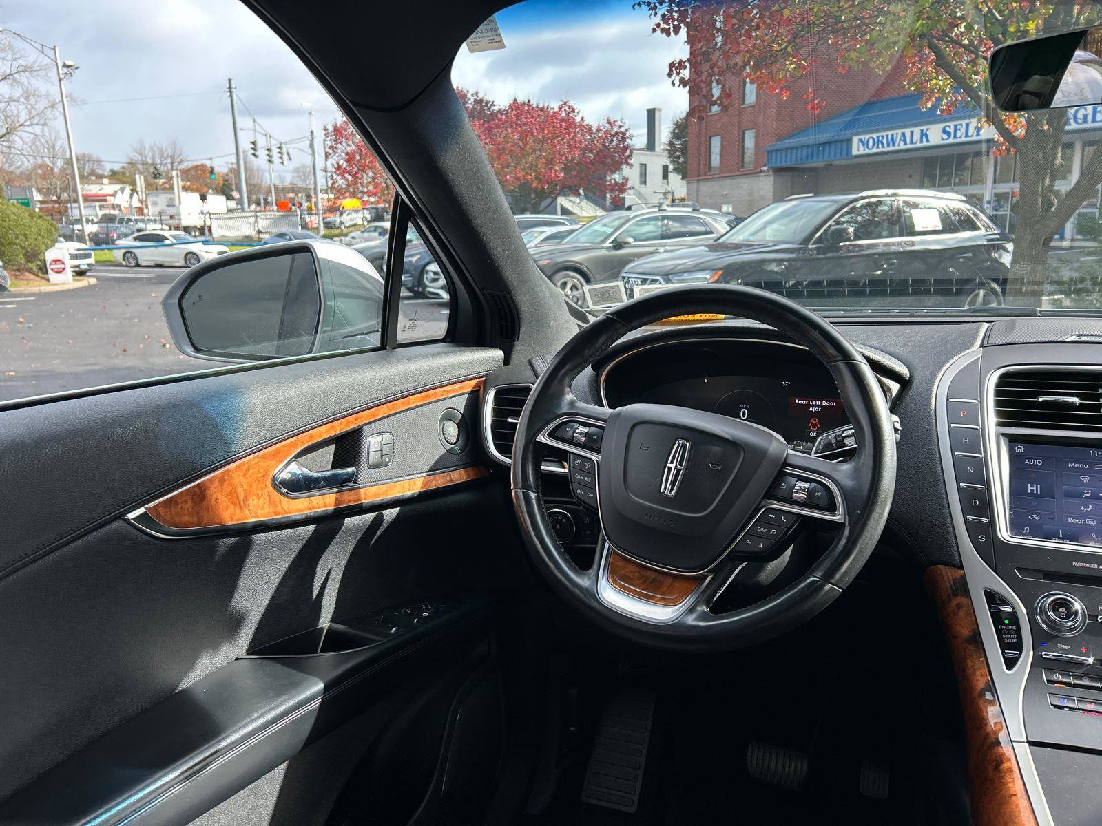 Used 2020 Lincoln Nautilus Reserve w/ Cargo Utility Package image 22