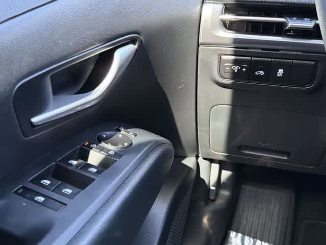 Certified 2026 Hyundai Santa Cruz SEL FWD image 14