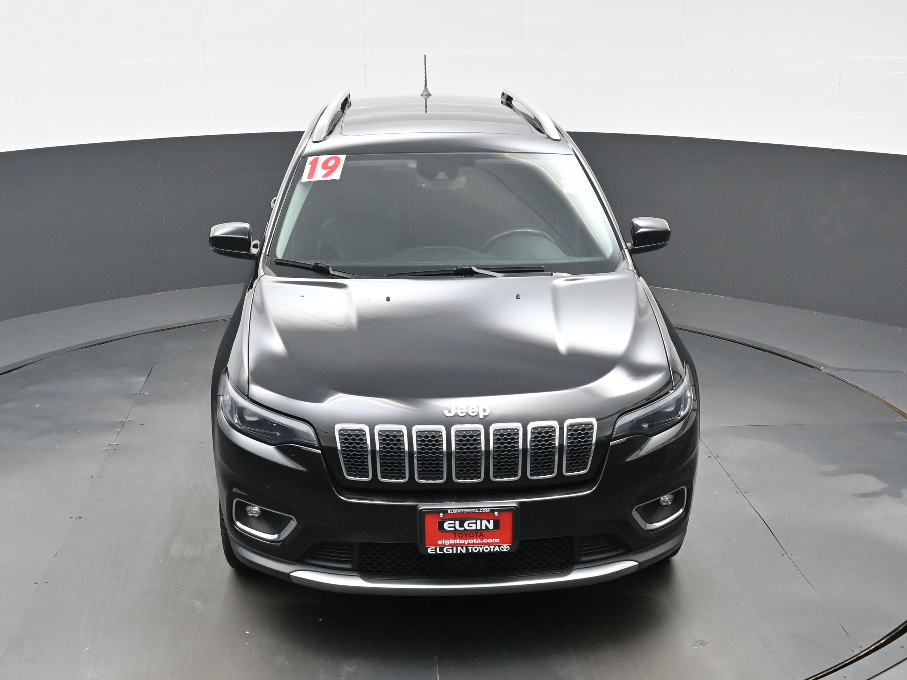 Used 2019 Jeep Cherokee Limited w/ Luxury Group AWD/4WD image 37