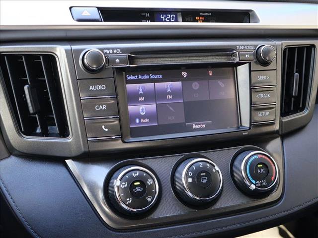 Used 2015 Toyota RAV4 LE AWD/4WD image 19