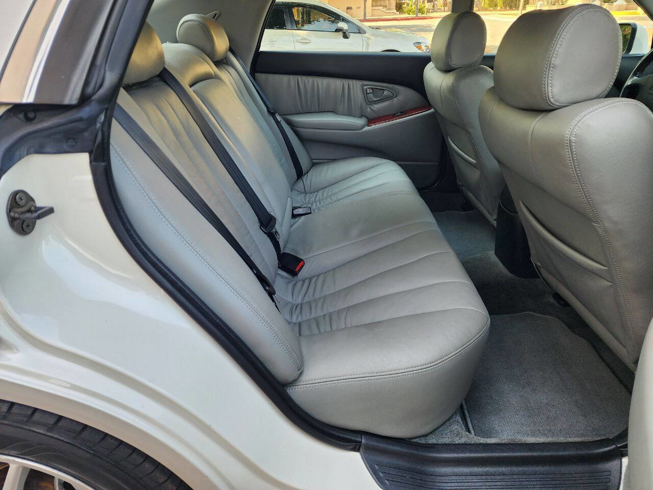 Used 2004 Mitsubishi Diamante LS image 16