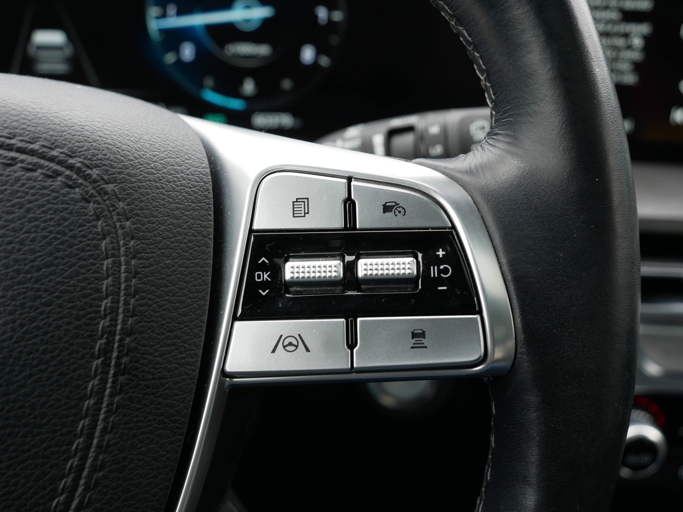 Certified 2023 Kia Telluride SX Prestige X-Line image 30