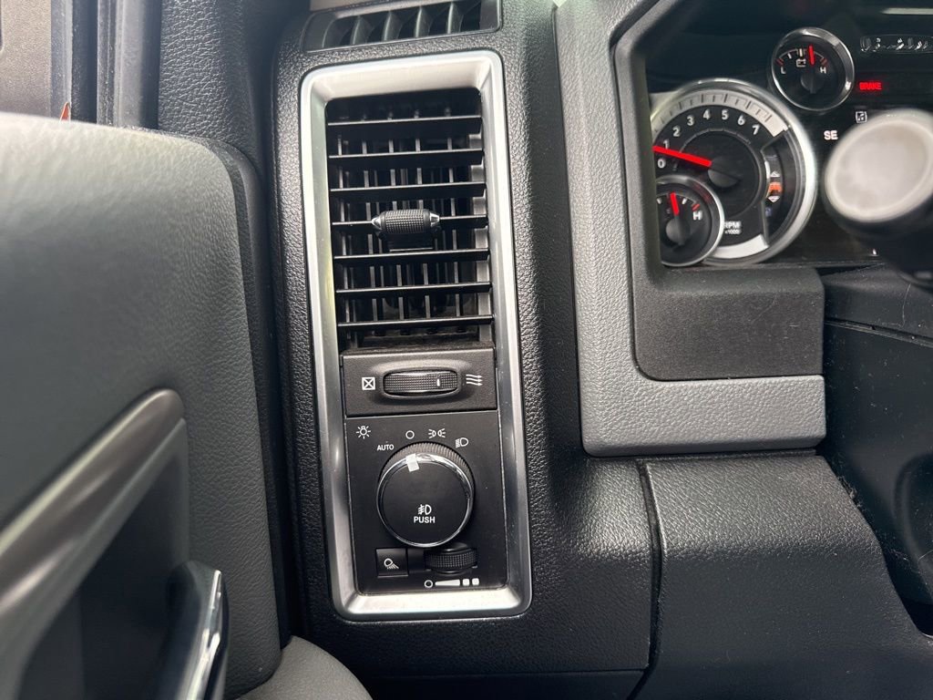 Used 2016 RAM 1500 Big Horn AWD/4WD image 14