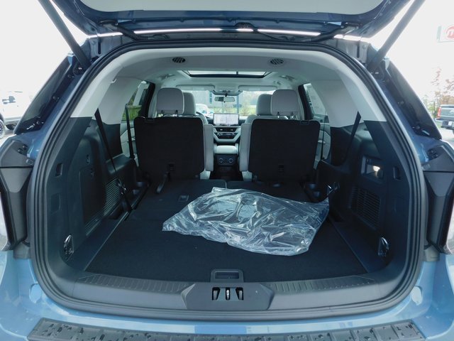 New 2026 Ford Explorer Active w/ Active Comfort Package image 12