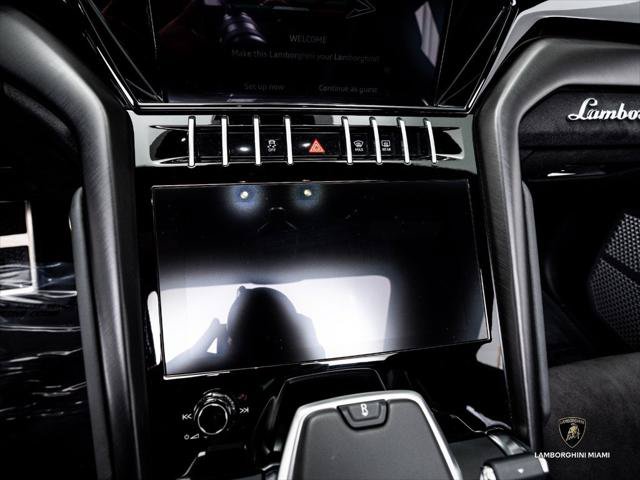 Used 2024 Lamborghini Urus S AWD/4WD image 27