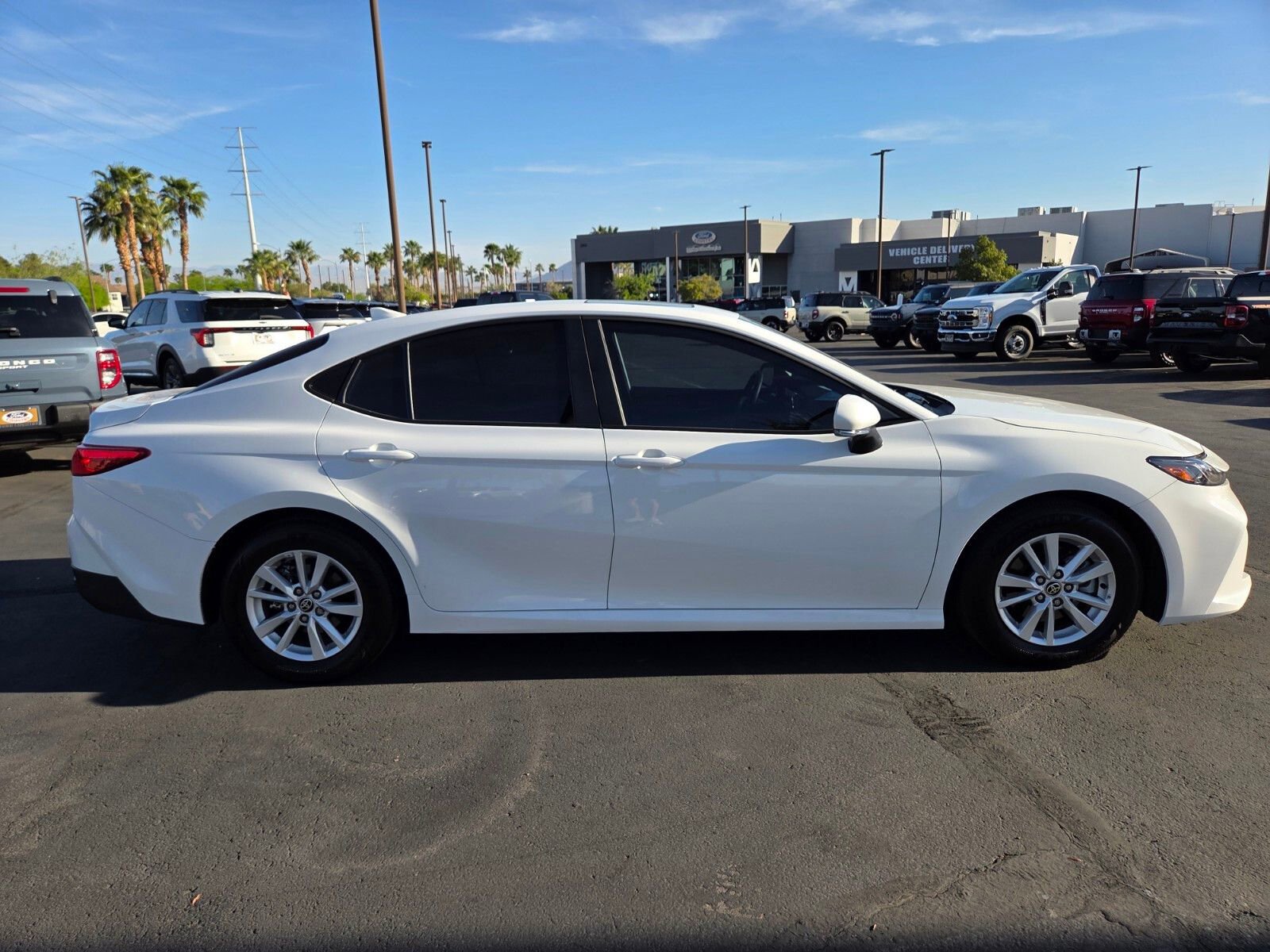 Used 2025 Toyota Camry LE w/ Convenience Package FWD image 7