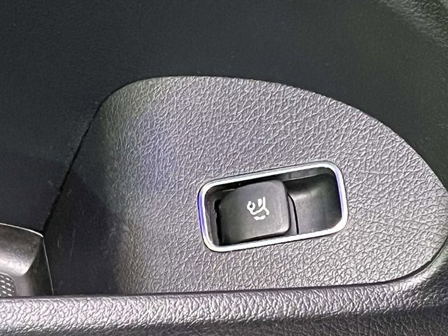 Used 2021 Mercedes-Benz GLE 350 4MATIC image 34