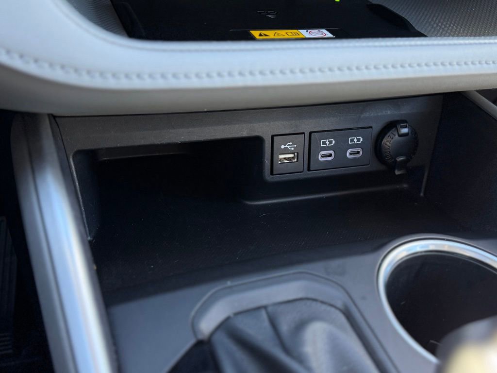 Certified 2025 Toyota Highlander XLE image 21