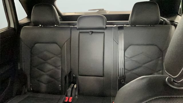 New 2026 Volkswagen Atlas Cross Sport SE AWD/4WD image 16