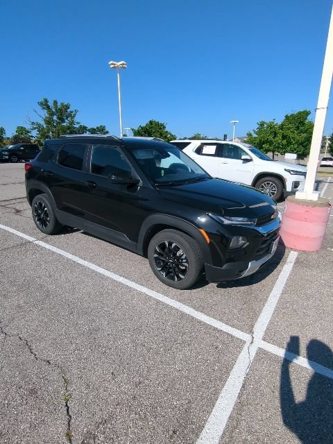 Used 2023 Chevrolet TrailBlazer LT FWD image 7