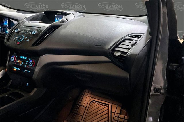 Used 2018 Ford Escape SE image 32