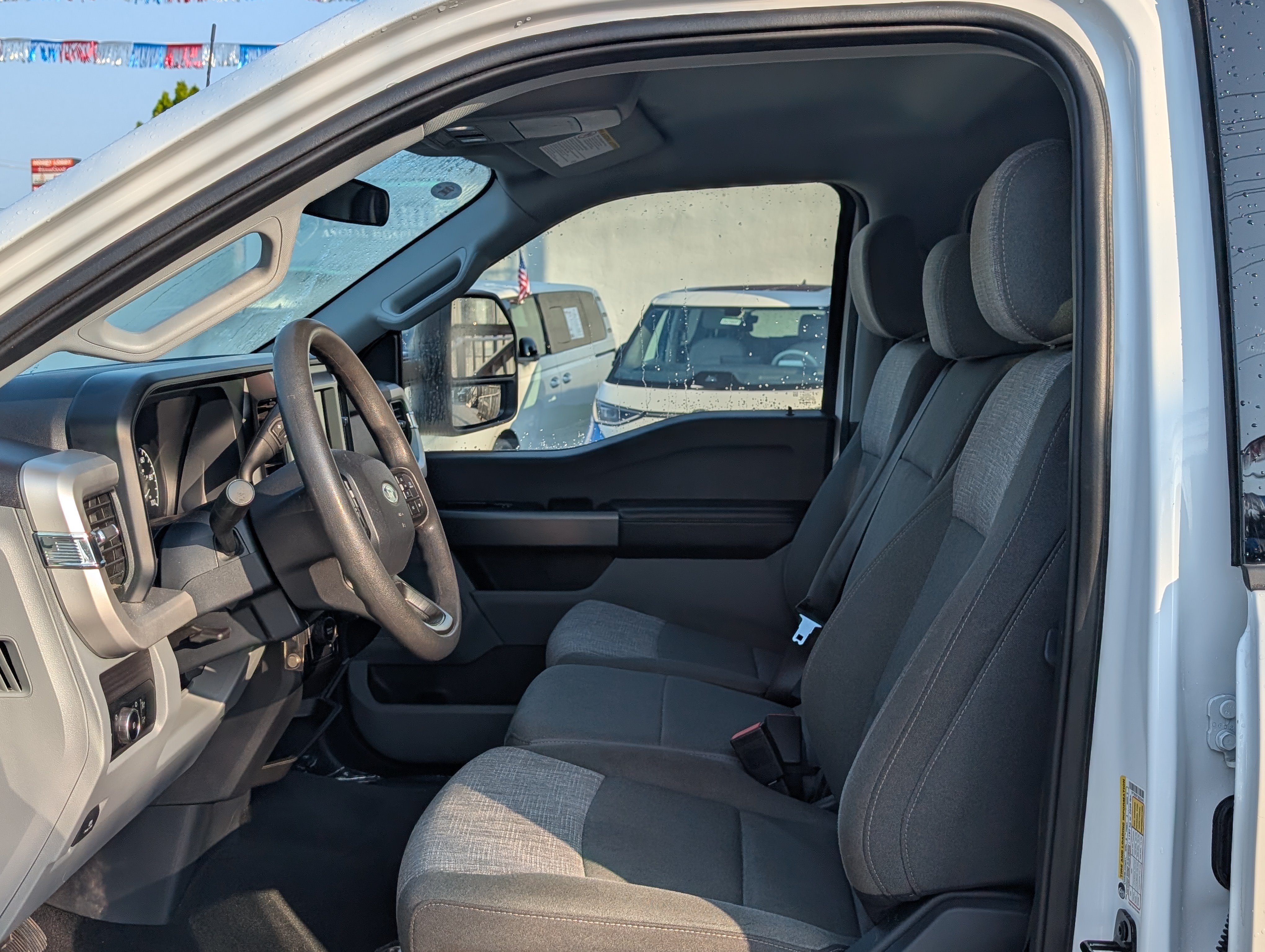 Used 2025 Ford F250 XLT AWD/4WD image 15