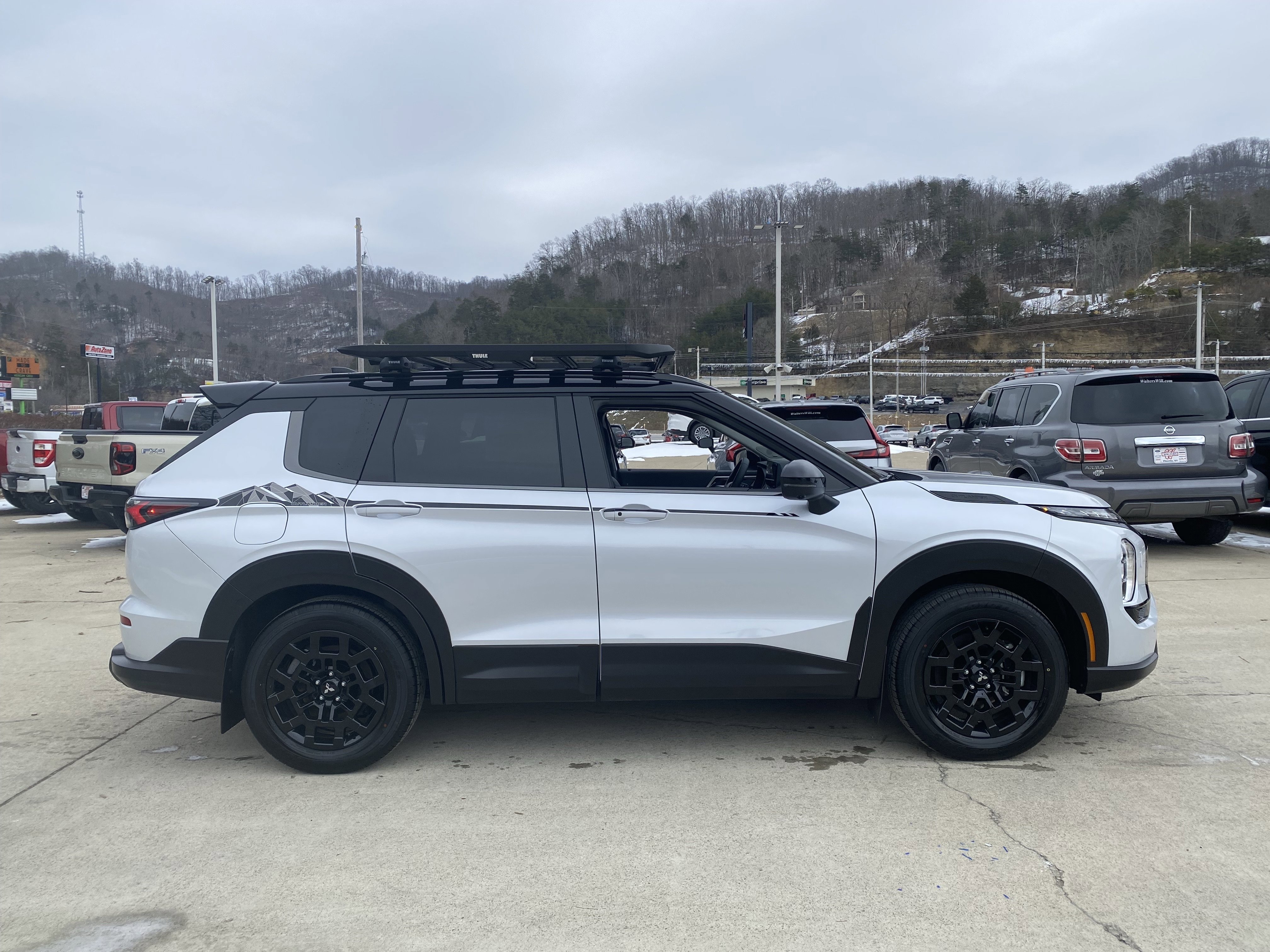 New 2026 Mitsubishi Outlander Trail Edition AWD/4WD image 40