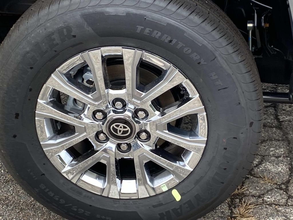 New 2026 Toyota Tacoma Limited AWD/4WD image 3
