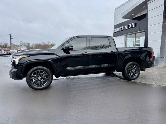 Used 2024 Toyota Tundra Platinum image 4