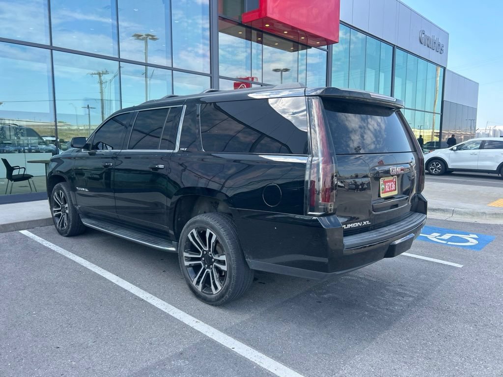 Used 2019 GMC Yukon XL SLT w/ Open Road Package AWD/4WD image 7