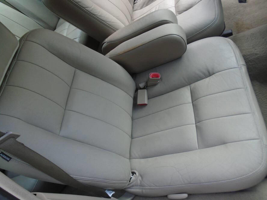 Used 2010 Mercury Grand Marquis LS image 21