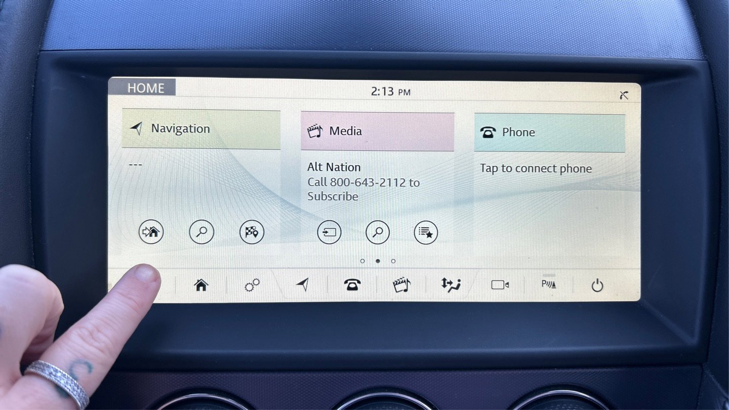 Used 2020 Jaguar F-TYPE Convertible image 19