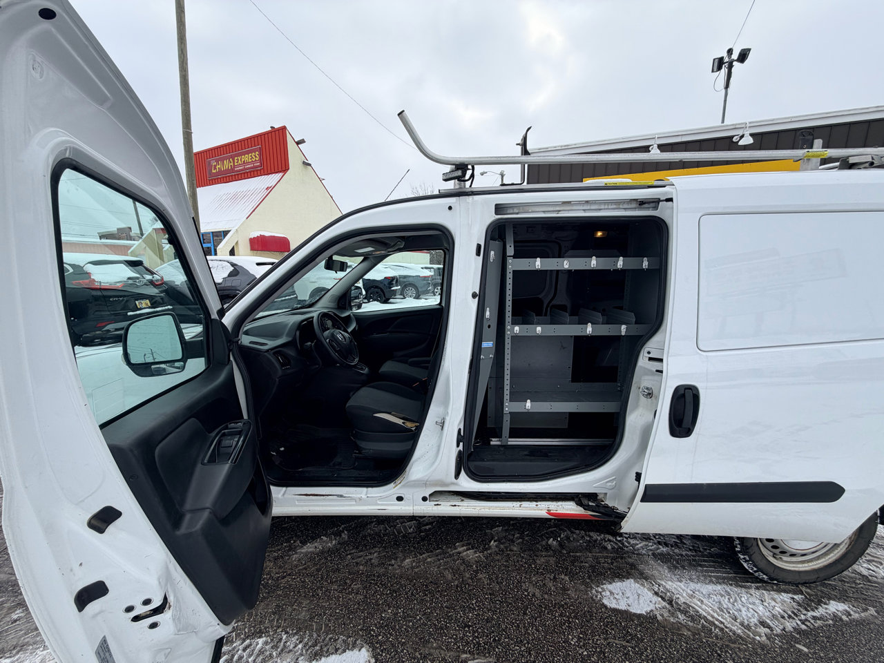 Used 2017 RAM ProMaster City Tradesman w/ Rear Back-up Camera Group image 9