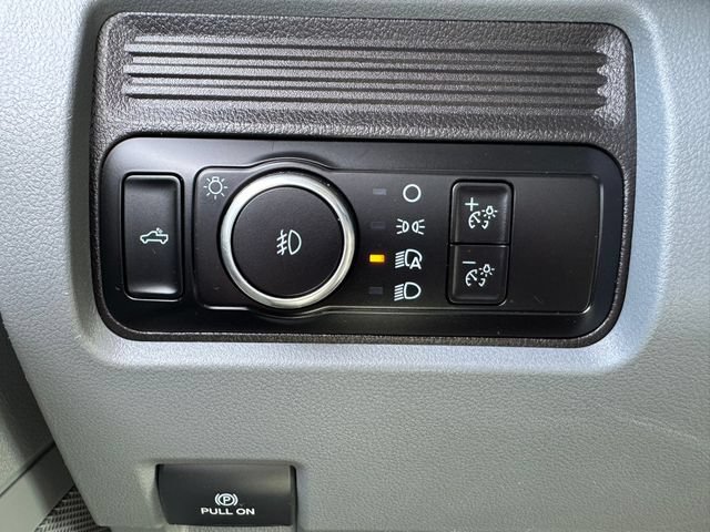 Used 2024 Ford F350 XLT AWD/4WD image 42