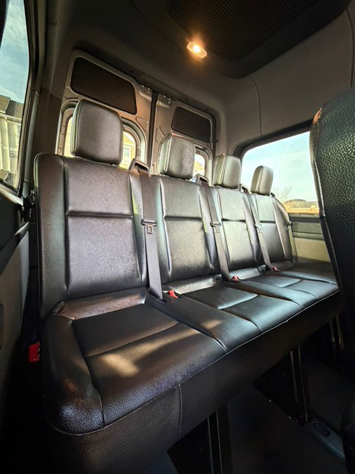 Used 2023 Mercedes-Benz Sprinter 2500 image 18