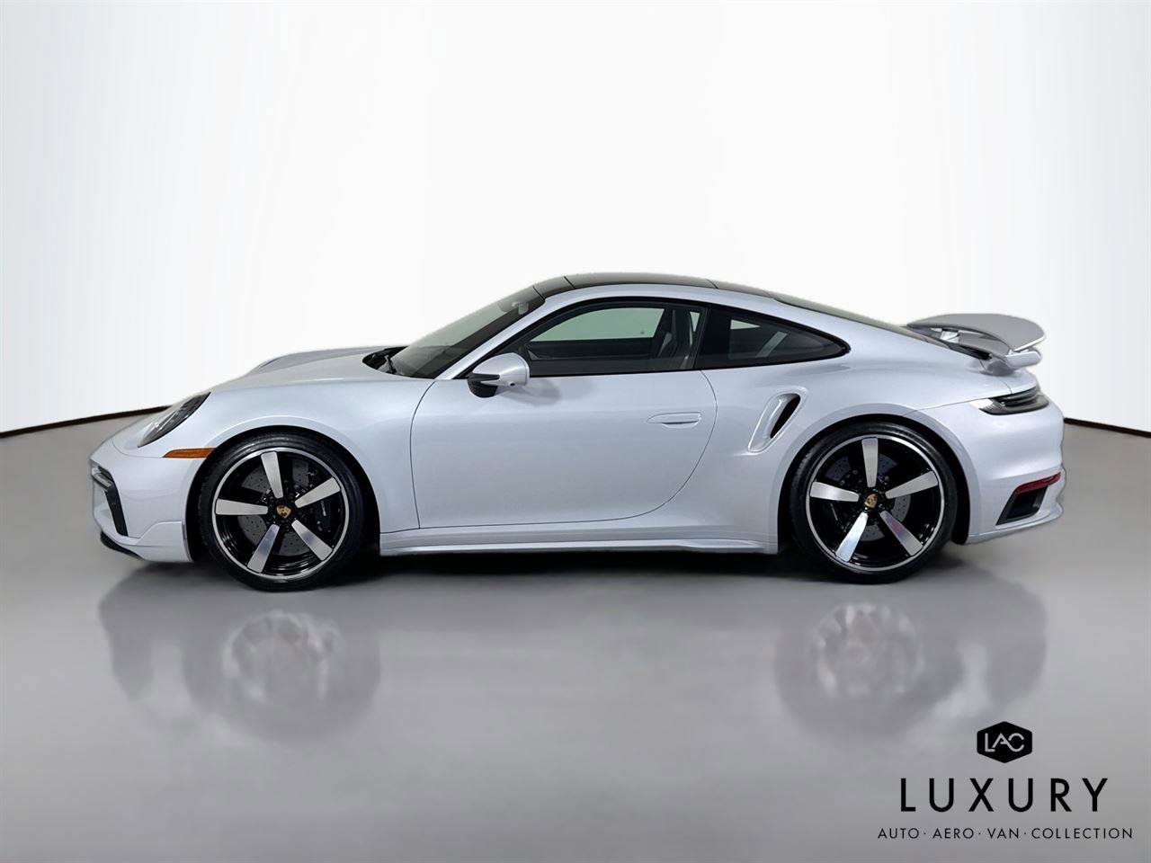 Used 2024 Porsche 911 Turbo S w/ 911 Turbo Sportdesign Package image 9