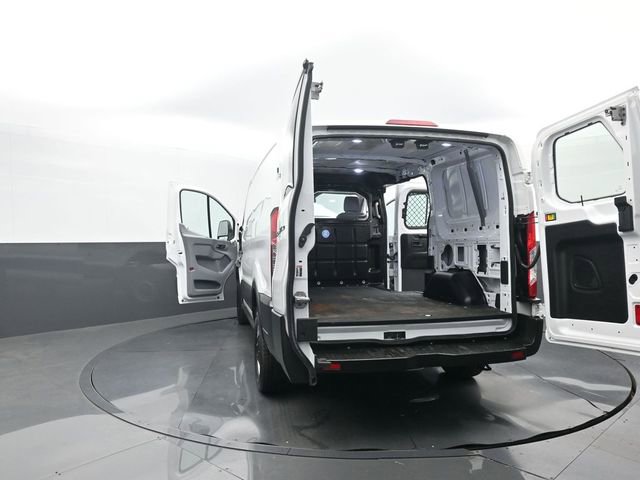 Used 2019 Ford Transit 250 130 Low Roof image 33