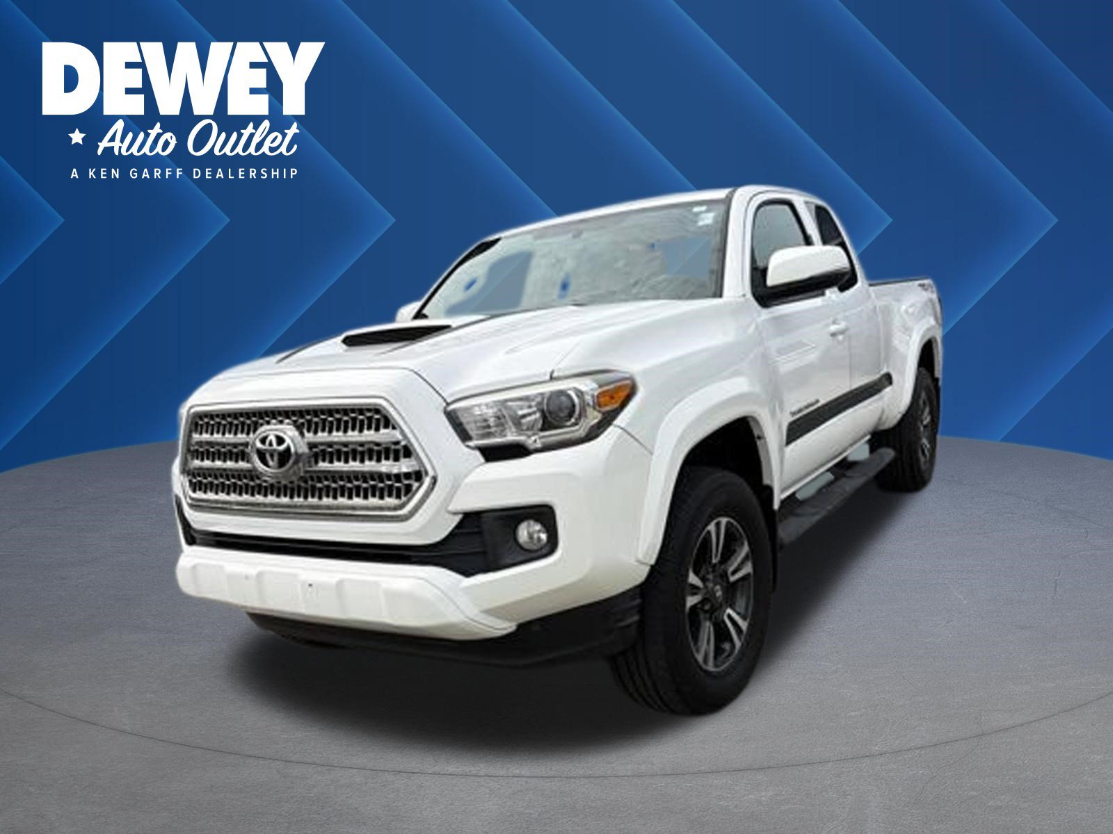 Used 2017 Toyota Tacoma TRD Sport w/ Premium & Technology Package AWD/4WD image 1
