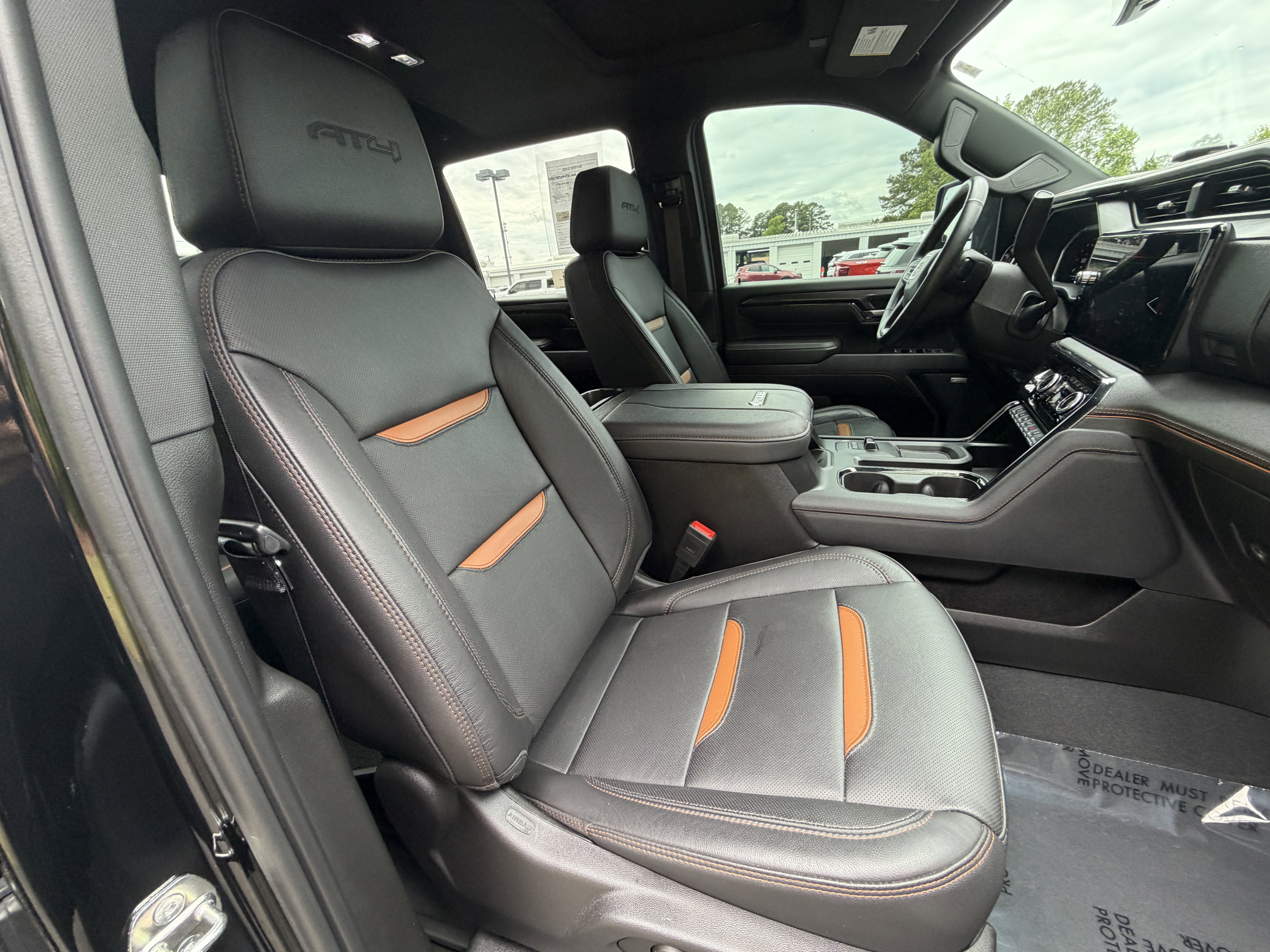 Used 2024 GMC Sierra 2500 AT4 w/ AT4 Premium Plus Package AWD/4WD image 24