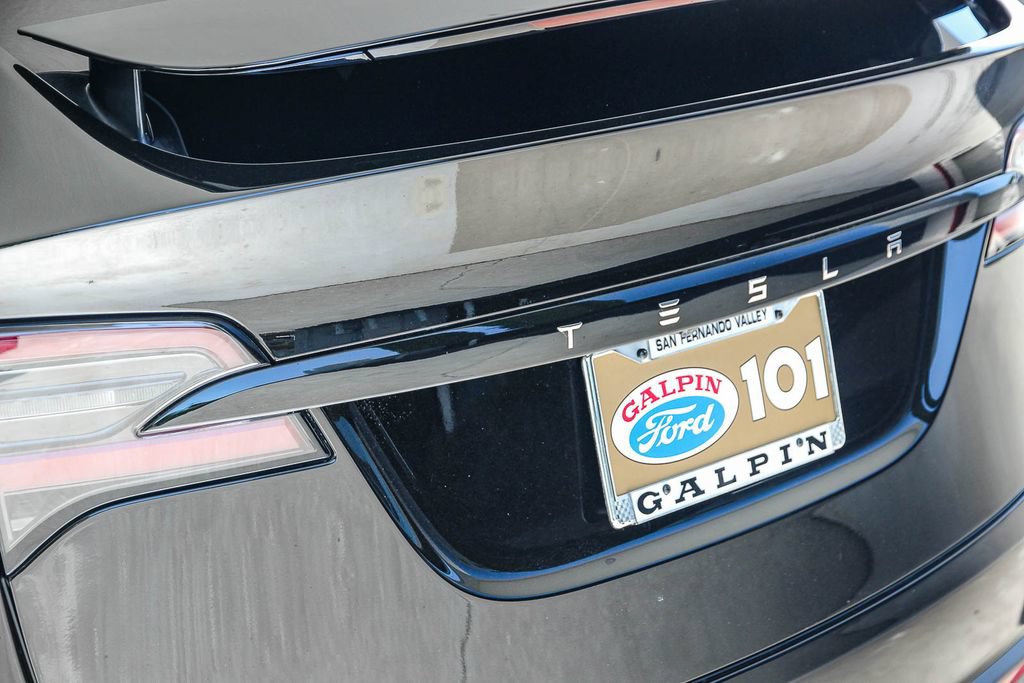 Used 2023 Tesla Model X AWD/4WD image 8