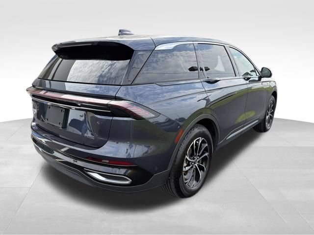 Certified 2024 Lincoln Nautilus Premier AWD/4WD image 8
