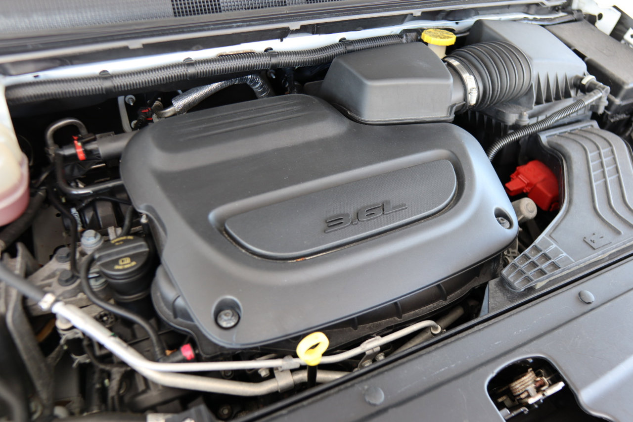 Used 2021 Chrysler Voyager Lxi image 37