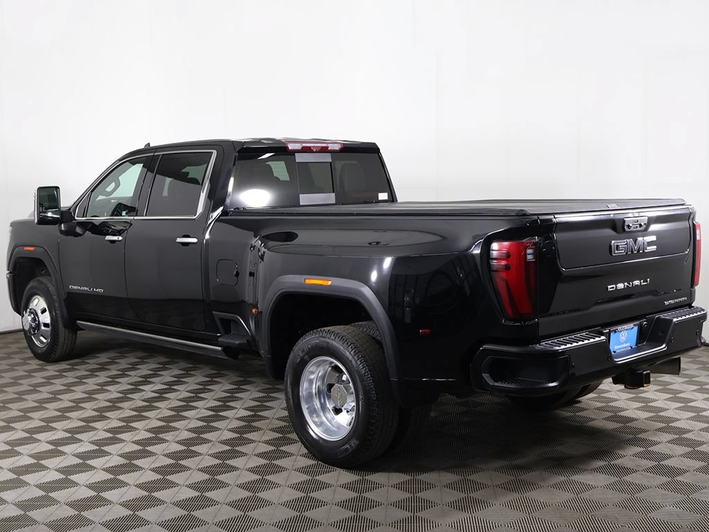 Used 2024 GMC Sierra 3500 Denali Ultimate AWD/4WD image 14