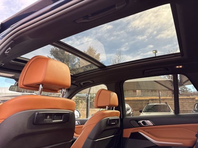 Used 2021 BMW X5 xDrive40i w/ Premium Package image 31