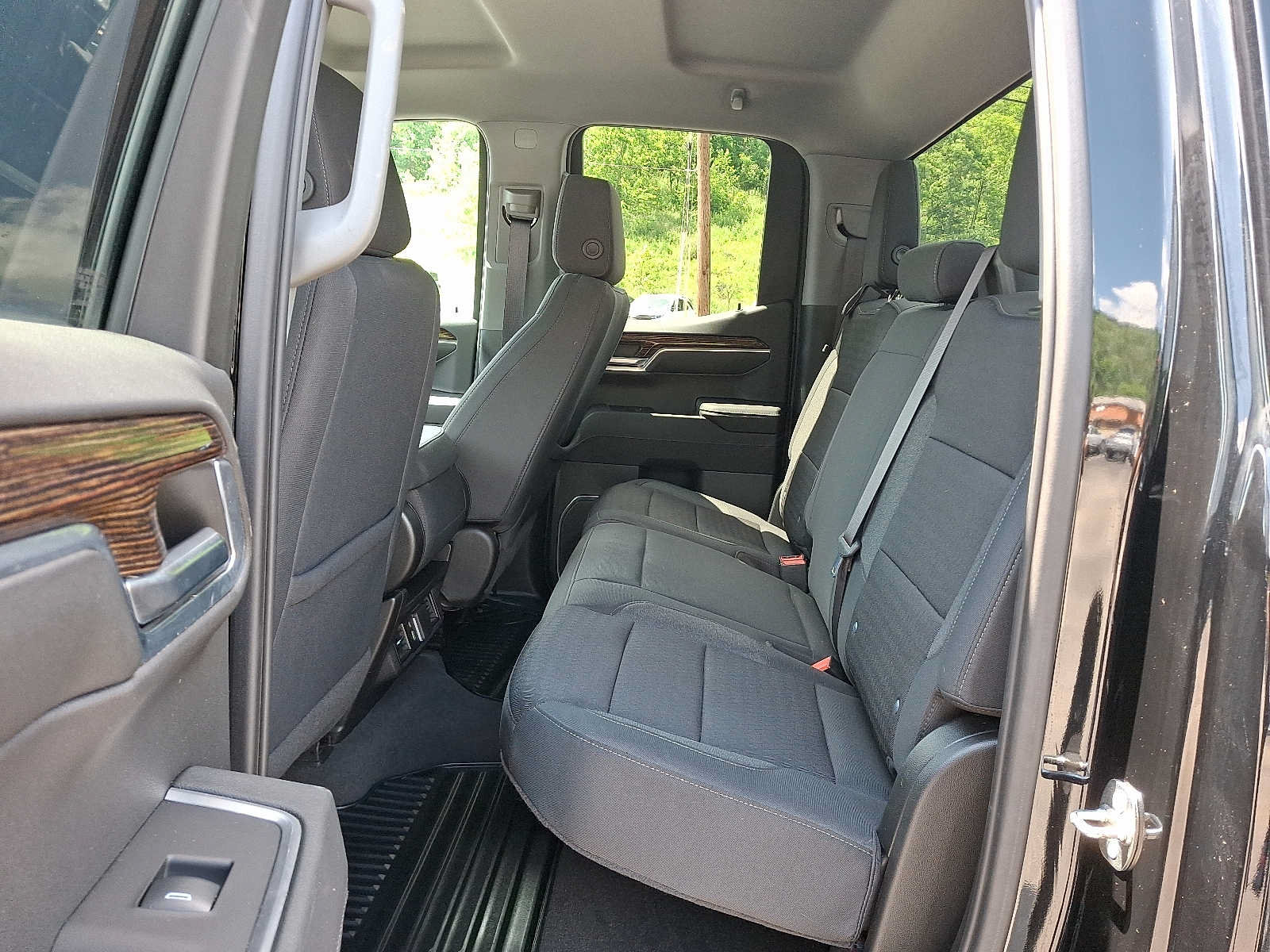 Used 2023 GMC Sierra 1500 SLE AWD/4WD image 10