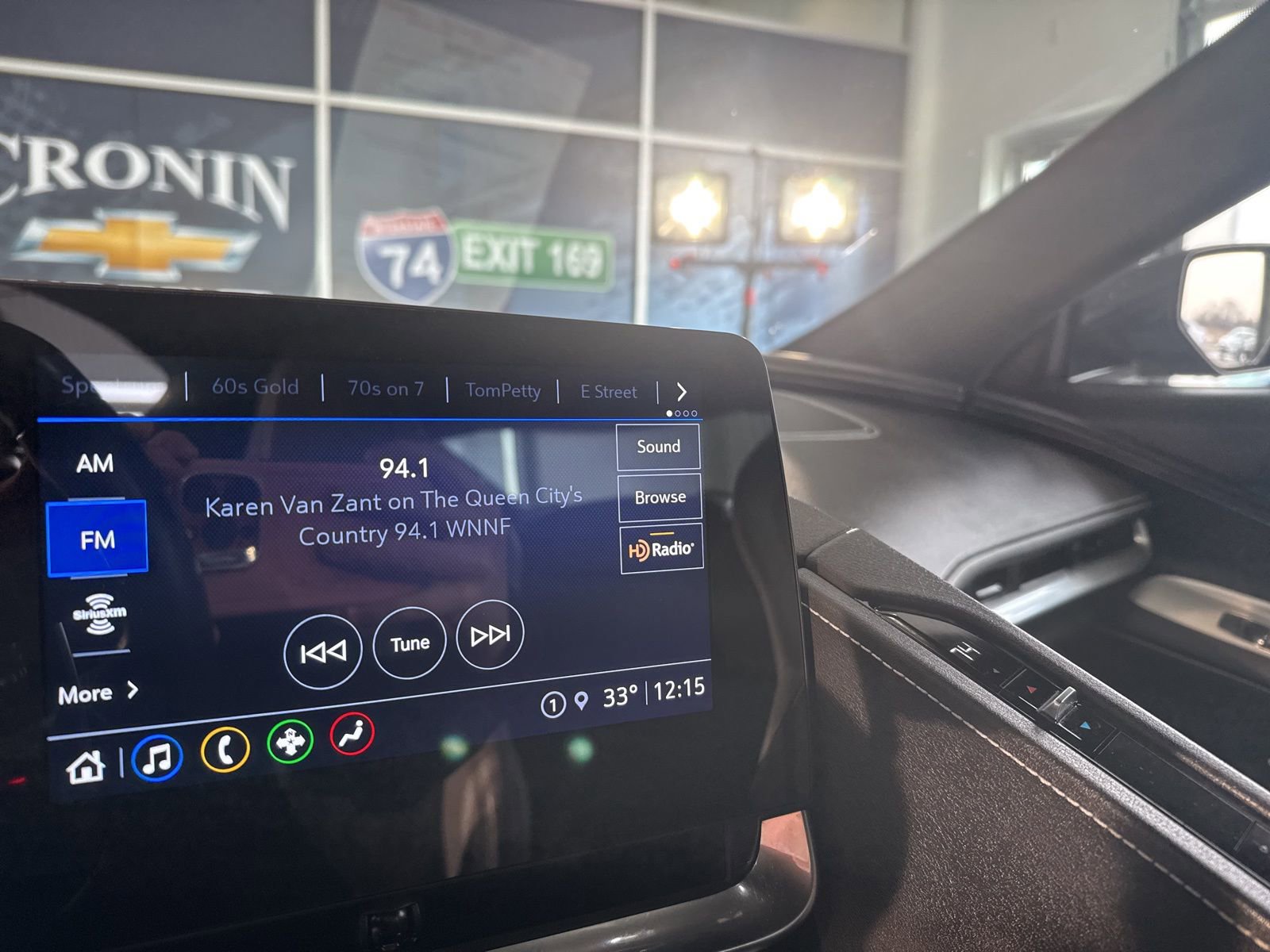 Used 2021 Chevrolet Corvette Stingray Coupe w/ 1LT image 26