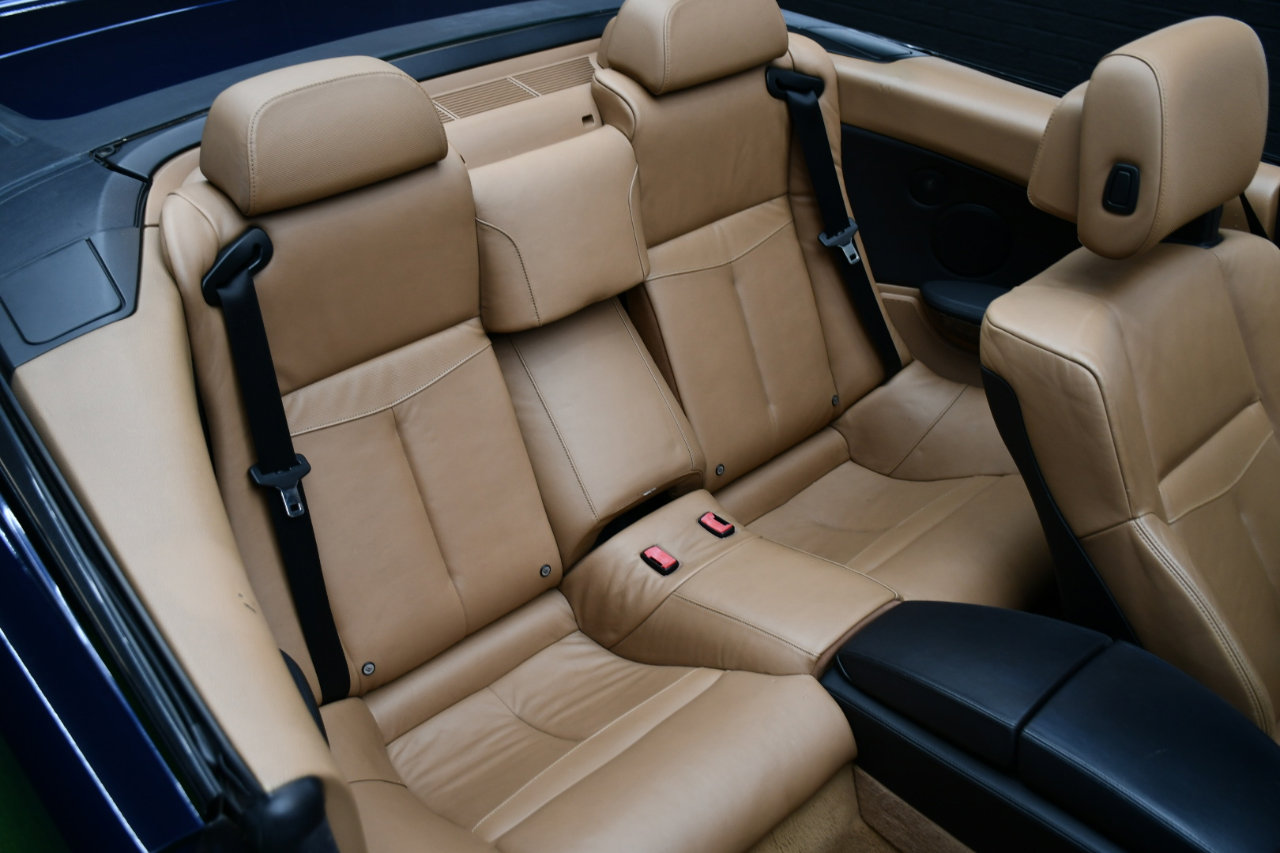 Used 2010 BMW 650i Convertible image 29