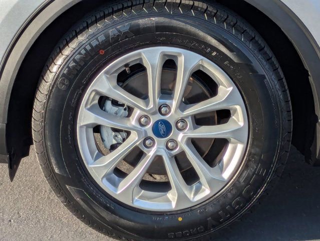 Used 2022 Ford Escape SE image 13