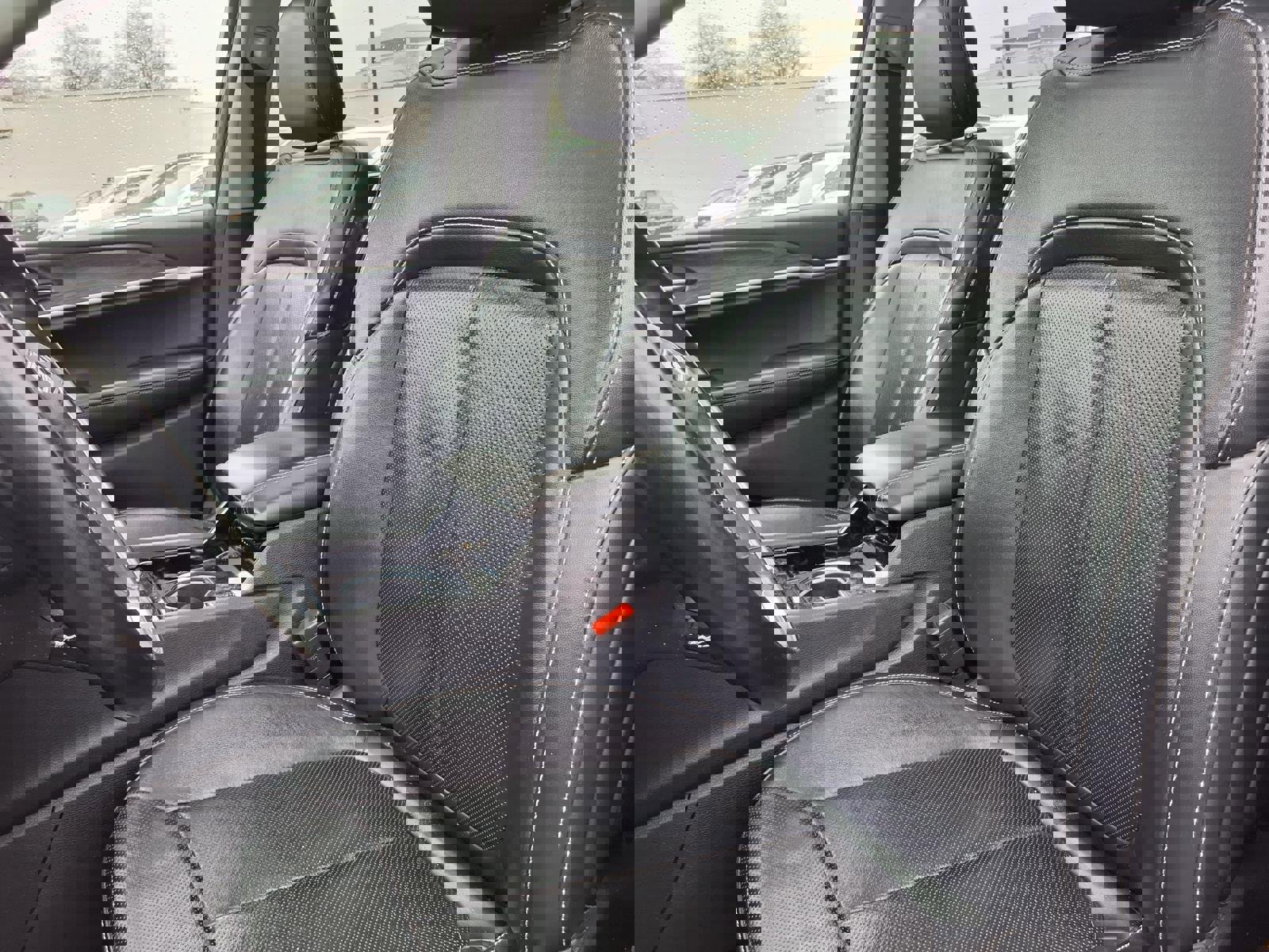 Used 2021 Jeep Grand Cherokee L Limited w/ Luxury Tech Group II image 2