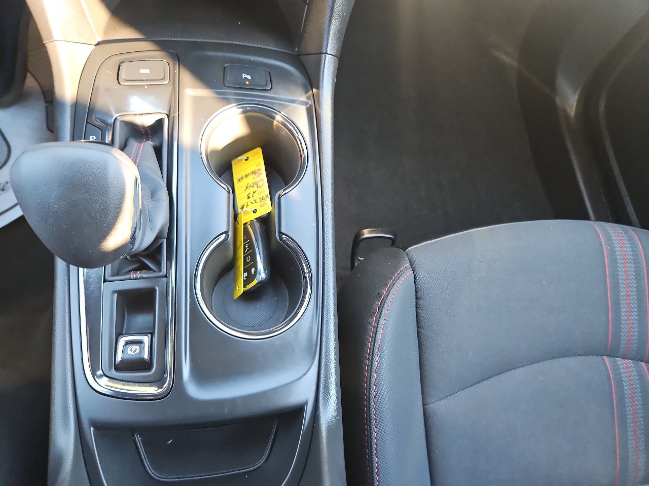 Used 2023 Chevrolet Equinox RS image 38