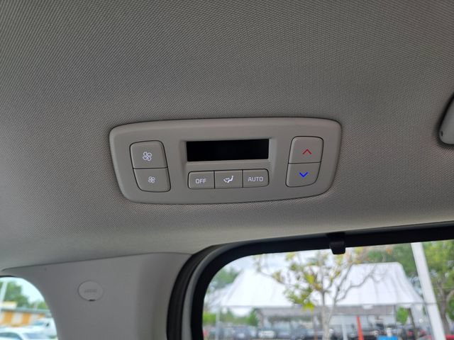 Used 2025 Kia Carnival SX FWD image 17