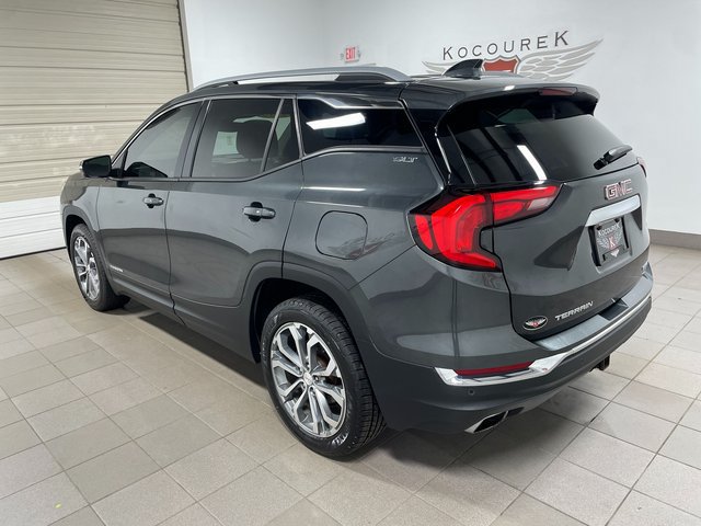 Used 2018 GMC Terrain SLT w/ GMC Pro Grade Package AWD/4WD image 4