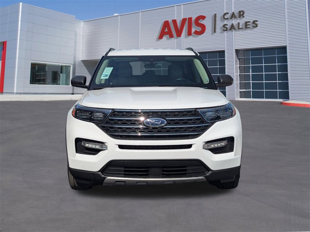 Used 2024 Ford Explorer XLT w/ Equipment Group 202A image 2