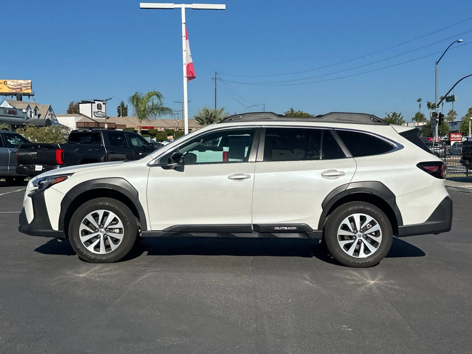 Used 2024 Subaru Outback Premium image 2