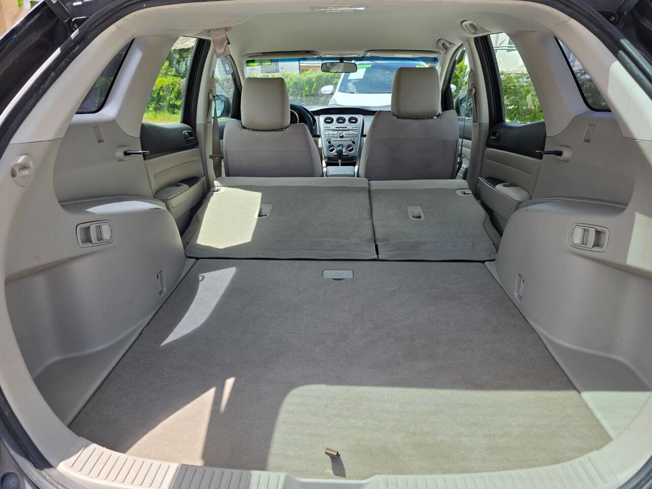 Used 2010 MAZDA CX-7 i SV FWD image 12