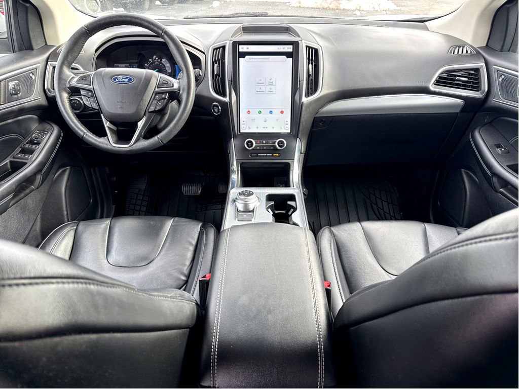 Used 2022 Ford Edge Titanium w/ Class II Trailer Tow Package image 13