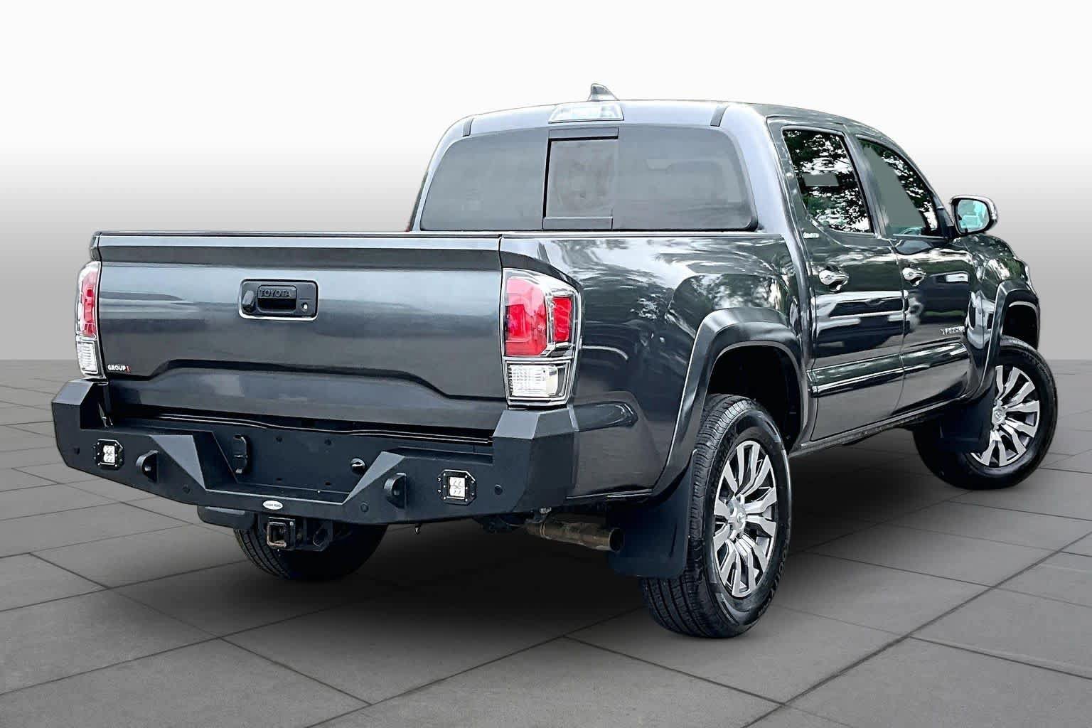 Used 2023 Toyota Tacoma Limited AWD/4WD image 13